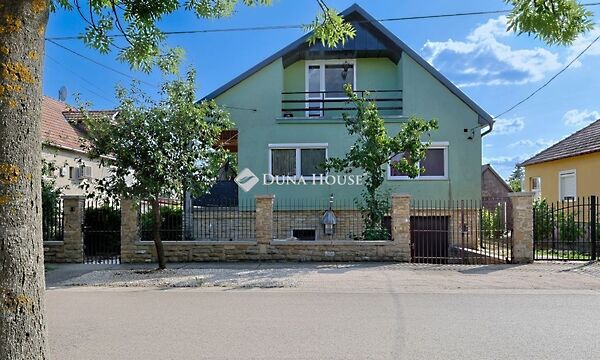 Eladó ház Budapest, XVI. kerület