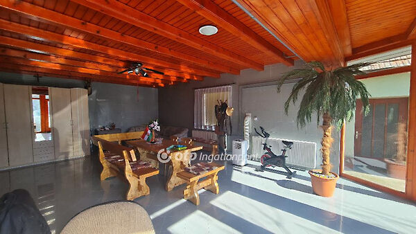 Eladó ház Csengőd