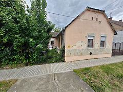 Eladó ház Dombóvár