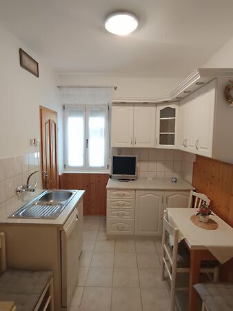 Eladó lakás Esztergom