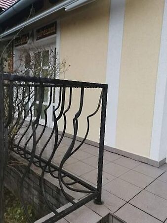 Eladó üzleti Fertőd