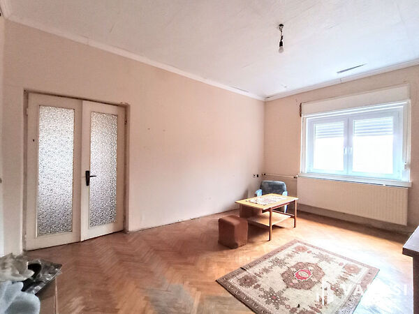 Eladó ház Somoskőújfalu