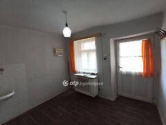 Eladó ház Jászfényszaru