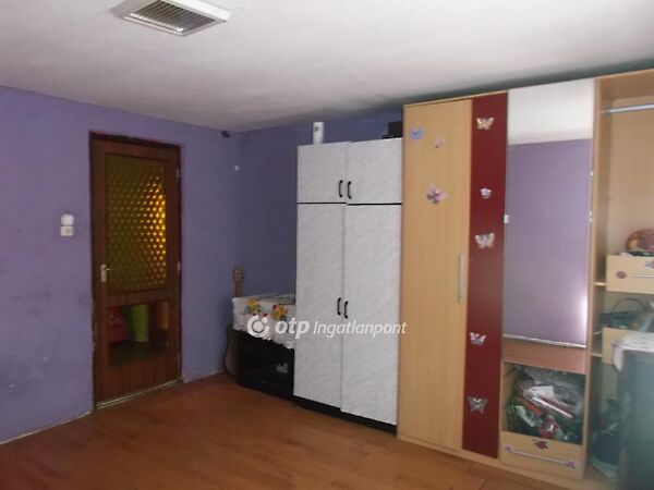 Eladó ház Zsámbok