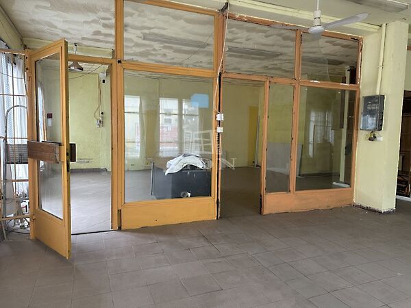 Eladó üzleti Keszthely