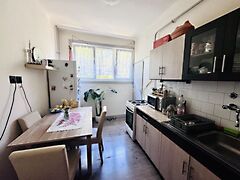Eladó lakás Pécs