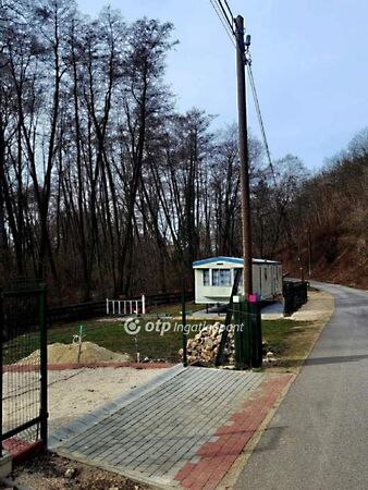 Eladó nyaraló Döbrönte