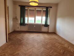 Eladó lakás Dunaújváros, Technikum