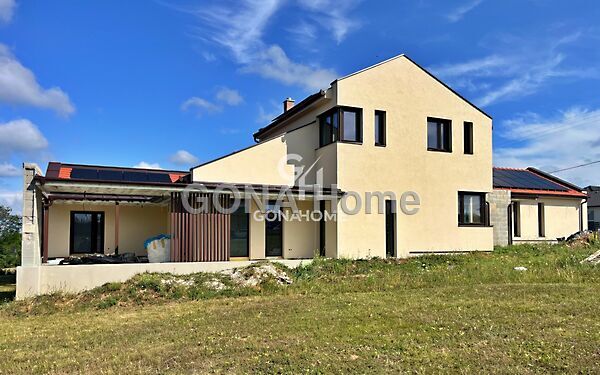 Eladó ház Nemesvámos