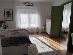 Eladó lakás Pécs