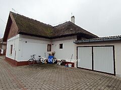 Eladó ház Jászfényszaru