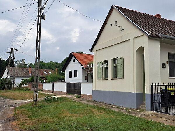 Eladó ház Kisjakabfalva