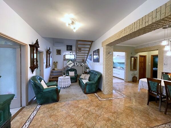 Eladó ház Lajosmizse