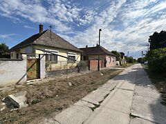 Eladó ház Dávod