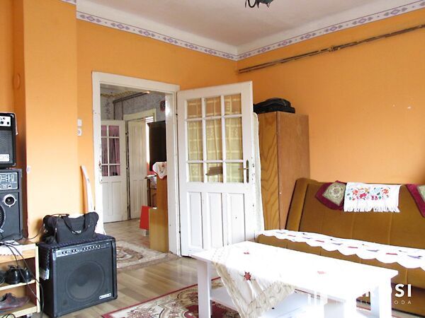 Eladó ház Érsekvadkert