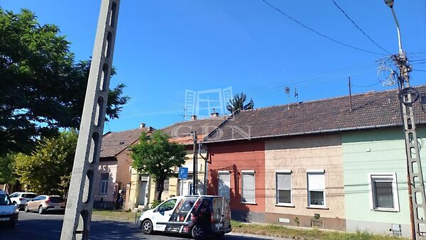 Eladó üzleti Budapest, XV. kerület