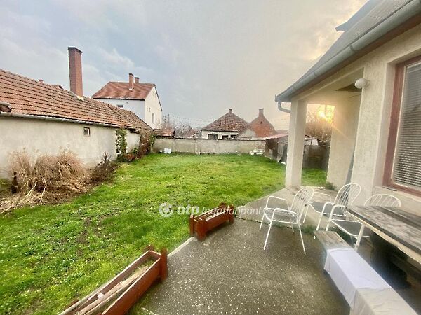 Eladó ház Jászberény