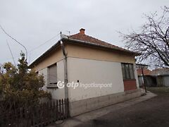 Eladó ház Jászárokszállás