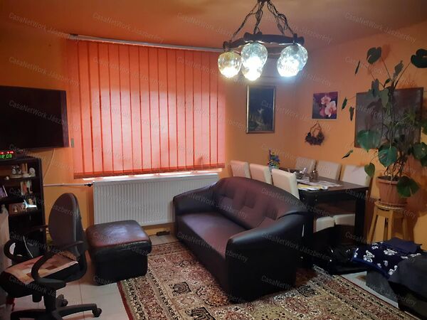 Eladó ház Jászszentandrás