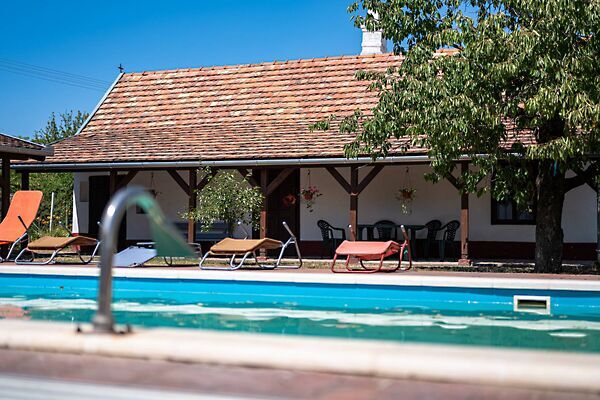 Eladó üzleti Békésszentandrás