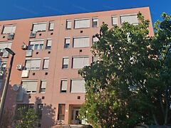 Eladó lakás Szolnok