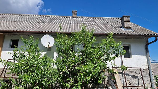 Eladó ház Leányvár