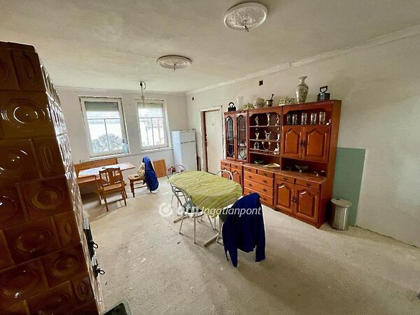 Eladó ház Adásztevel