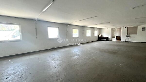 Kiadó ipari Szombathely