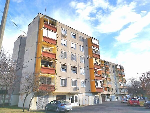 Eladó lakás Dorog