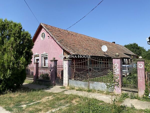 Eladó ház Téseny