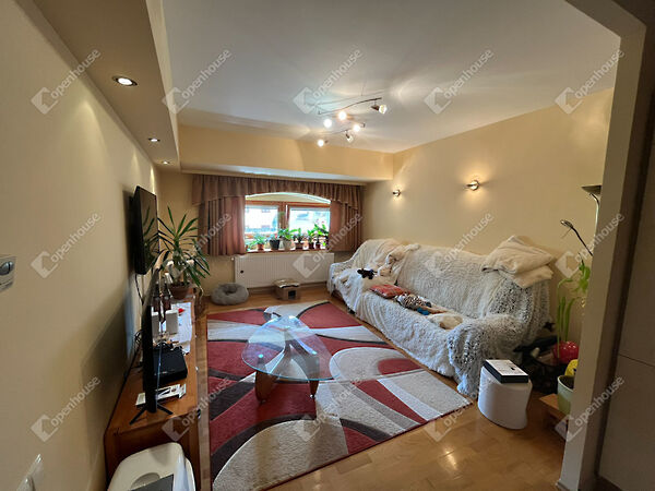 Eladó lakás Sopron