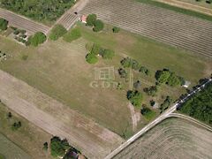 Eladó földterület Lovasberény