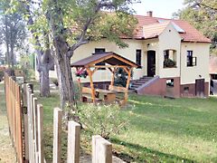 Eladó ház Kustánszeg
