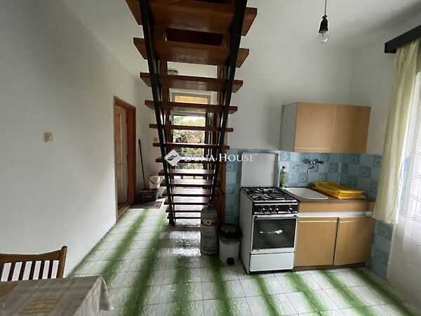 Eladó ház Ábrahámhegy