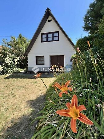 Eladó földterület Gyód