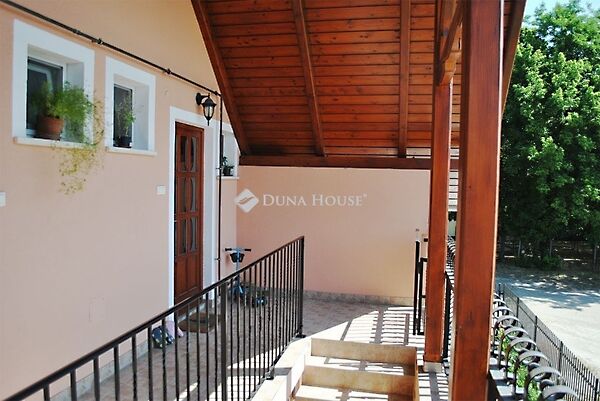 Eladó lakás Kerekegyháza