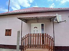 Eladó ház Martfű