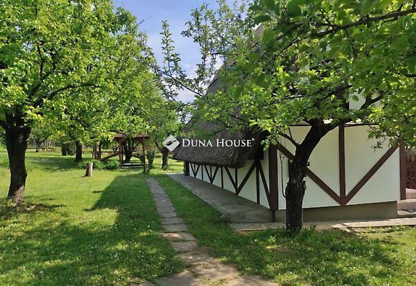 Eladó ház Lovasberény