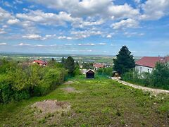 Eladó földterület Budakalász