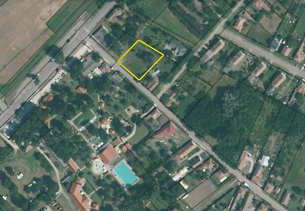 Eladó földterület Tiszakécske, Kerekdomb