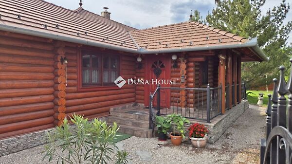 Eladó ház Kecskemét