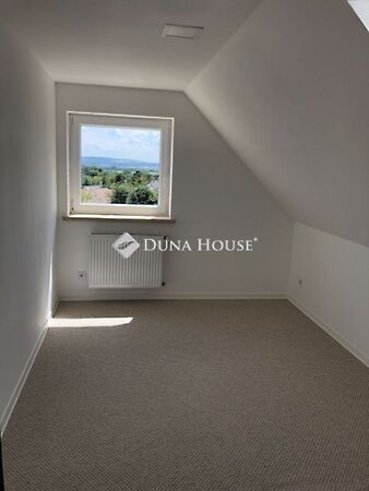 Eladó ház Csókakő