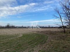 Eladó földterület Tököl