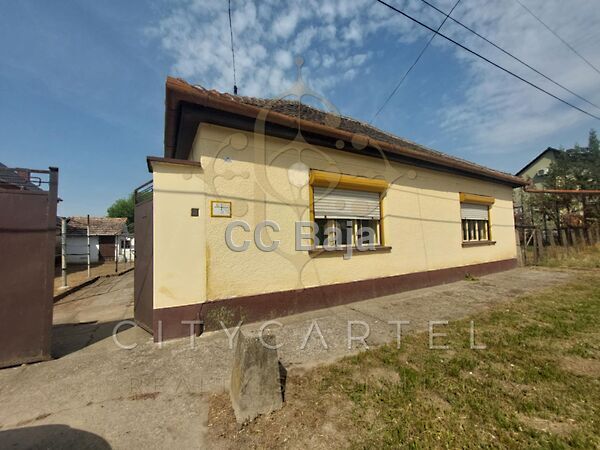 Eladó ház Baja, Bajaszentistván