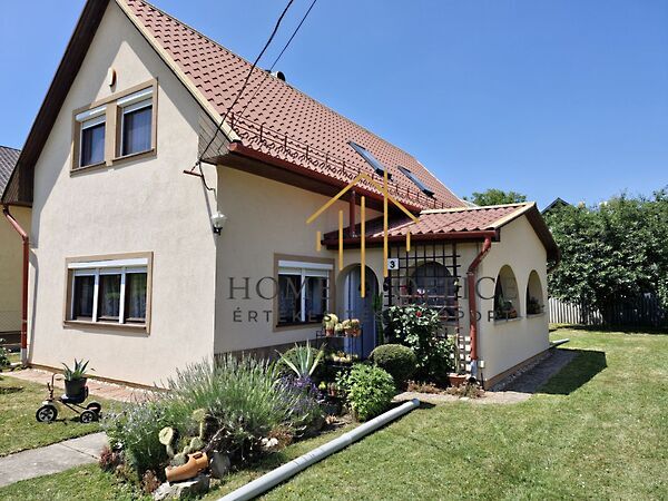 Eladó ház Szántód