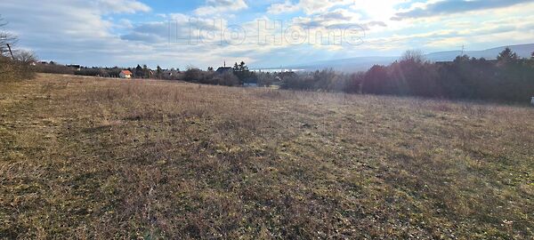 Eladó földterület Balatonfűzfő