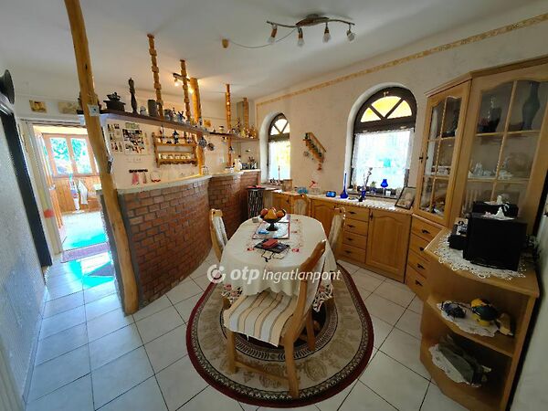 Eladó ház Kunmadaras