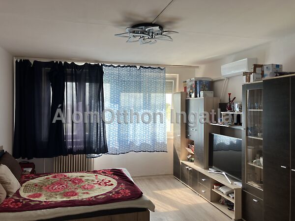 Eladó lakás Dunaújváros, Béke városrész