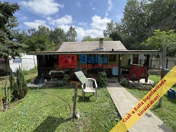 Eladó nyaraló Ráckeve