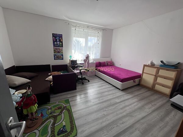 Eladó ház Nyíregyháza, Borbánya